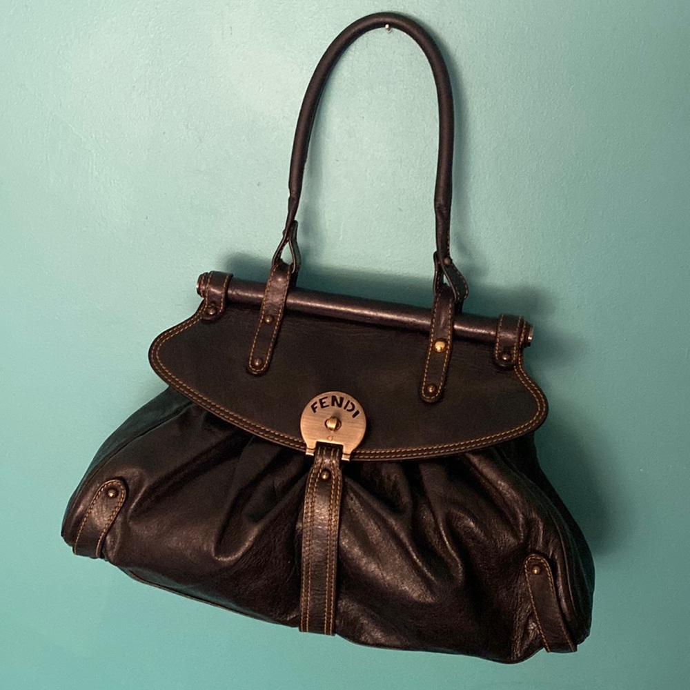 Fendi Black Leather Women's Bag